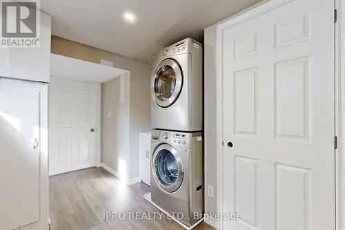 127 Moffatt Street E, St. Catharines, ON - Indoor Photo Showing Laundry Room