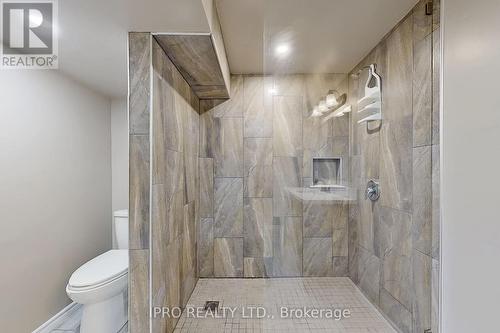 127 Moffatt Street E, St. Catharines, ON - Indoor Photo Showing Bathroom