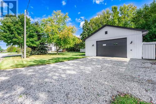 6730 O'Banwell Street, Plympton-Wyoming, ON - Outdoor