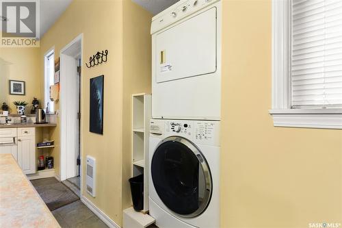 2215 Osler Street, Regina, SK - Indoor Photo Showing Laundry Room