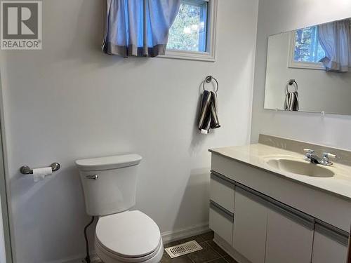 8 Dupuis Road, Markstay-Warren, ON - Indoor Photo Showing Bathroom