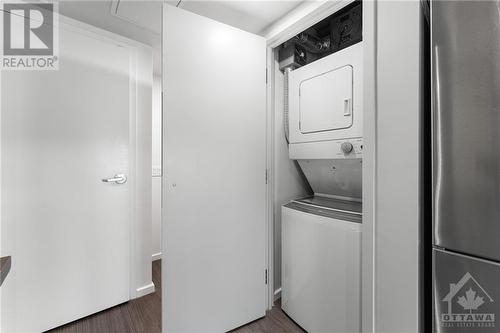 105 Champagne Avenue S Unit#2807, Ottawa, ON - Indoor Photo Showing Laundry Room