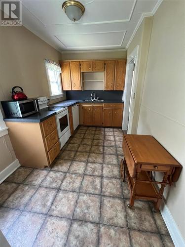 30 North Street, Corner Brook, NL - Indoor Photo Showing Kitchen With Double Sink