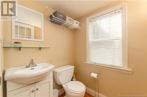 188 Pleasant Street, Moncton, NB - Indoor Photo Showing Bathroom