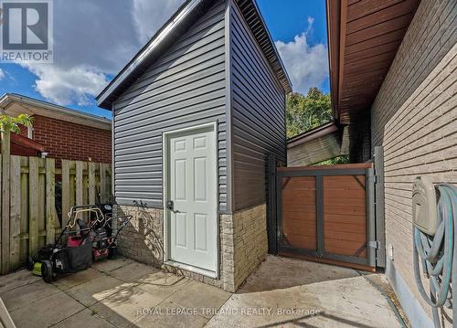 45 Masefield Crescent, London, ON - Outdoor With Exterior