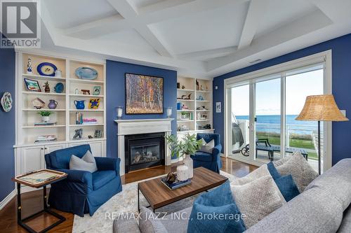 1 - 345 Lakebreeze Drive, Clarington (Newcastle), ON - Indoor Photo Showing Living Room With Fireplace