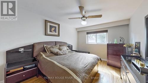 112 Billington Crescent, Toronto, ON - Indoor Photo Showing Bedroom