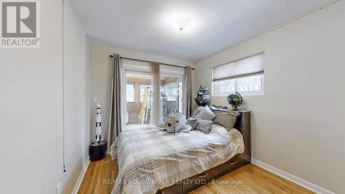 112 Billington Crescent, Toronto, ON - Indoor Photo Showing Bedroom