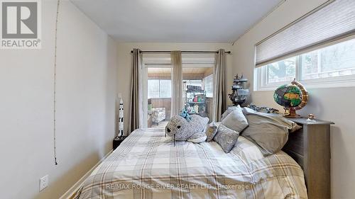 112 Billington Crescent, Toronto, ON - Indoor Photo Showing Bedroom