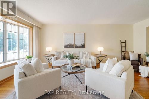 20 Pebble Beach Drive, Cobourg, ON - Indoor Photo Showing Living Room