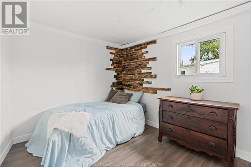 4 Cedar Crescent, Mcgregor, ON - Indoor Photo Showing Bedroom