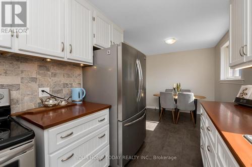 218 Delrex Boulevard, Halton Hills, ON - Indoor Photo Showing Kitchen