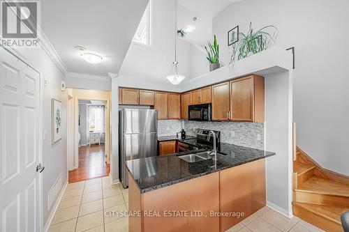 6 - 561 Dundas Street W, Mississauga, ON - Indoor Photo Showing Kitchen With Double Sink