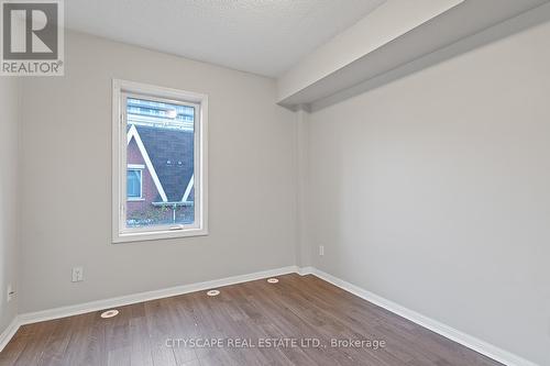 1019 - 18 Laidlaw Street, Toronto, ON - Indoor Photo Showing Other Room