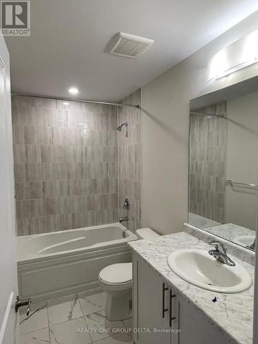 91 Selection Heights, Thorold, ON - Indoor Photo Showing Bathroom