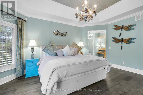 7 Fox Run Drive, Puslinch, ON - Indoor Photo Showing Bedroom