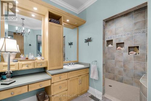 7 Fox Run Drive, Puslinch, ON - Indoor Photo Showing Bathroom