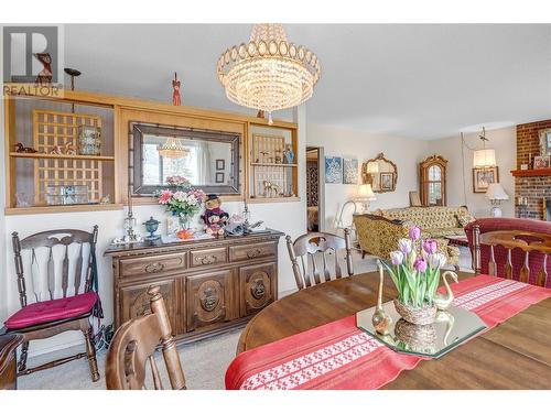 545 Pineview Drive, Kaleden, BC - Indoor Photo Showing Dining Room