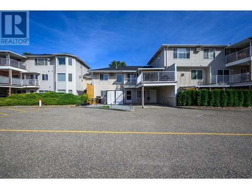 4404 Pleasant Valley Road Unit# 3, Vernon, BC - Outdoor With Facade