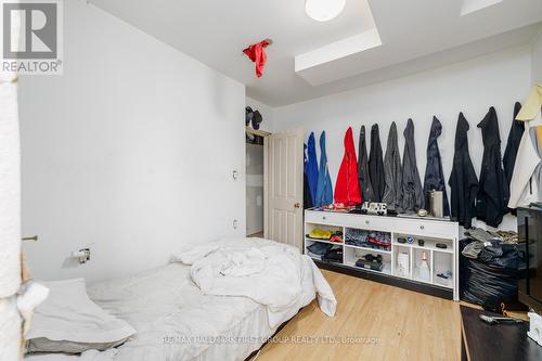 156 Centre Street S, Oshawa, ON - Indoor Photo Showing Bedroom