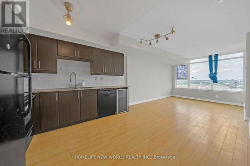 1801 - 25 Town Centre Court, Toronto, ON - Indoor Photo Showing Kitchen