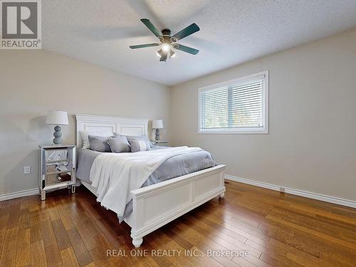 35 Aitken Circle, Markham, ON - Indoor Photo Showing Bedroom