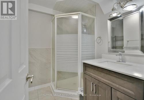 258 Dunsmore Lane, Barrie, ON - Indoor Photo Showing Bathroom