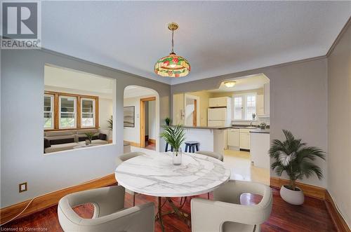 89 Stirling Avenue N, Kitchener, ON - Indoor Photo Showing Dining Room