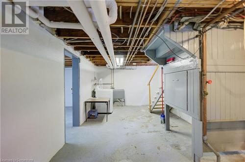 89 Stirling Avenue N, Kitchener, ON - Indoor Photo Showing Basement