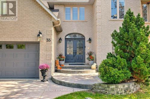 35 Lido Drive, Hamilton, ON - Outdoor With Facade