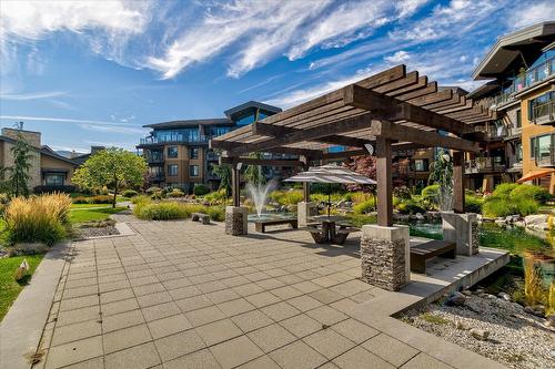 102-580 Sarsons Road, Kelowna, BC - Outdoor