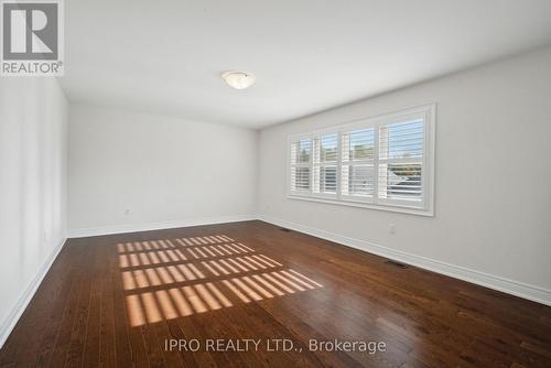 135 Ben Sinclair Avenue, East Gwillimbury, ON - Indoor Photo Showing Other Room