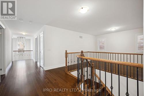 135 Ben Sinclair Avenue, East Gwillimbury, ON - Indoor Photo Showing Other Room