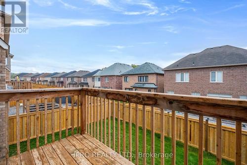 135 Ben Sinclair Avenue, East Gwillimbury, ON - Outdoor