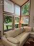 222 Penetangore Row, Kincardine, ON  - Indoor Photo Showing Living Room 