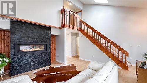 222 Penetangore Row, Kincardine, ON - Indoor Photo Showing Other Room With Fireplace