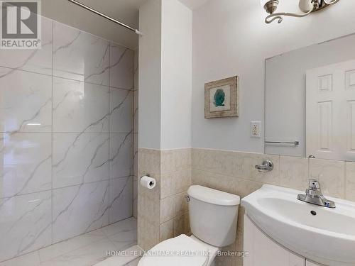 940 Monto Carlo Court, Mississauga, ON - Indoor Photo Showing Bathroom