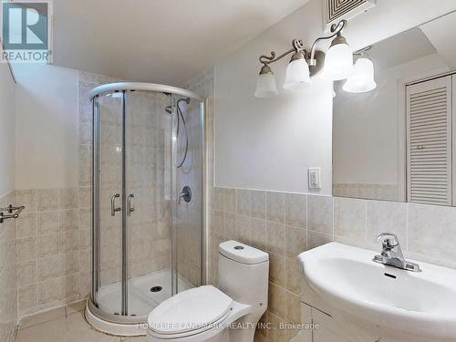 940 Monto Carlo Court, Mississauga, ON - Indoor Photo Showing Bathroom