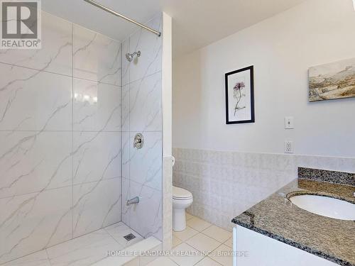 940 Monto Carlo Court, Mississauga, ON - Indoor Photo Showing Bathroom