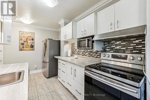 76 - 100 Quigley Road E, Hamilton, ON - Indoor Photo Showing Kitchen With Upgraded Kitchen