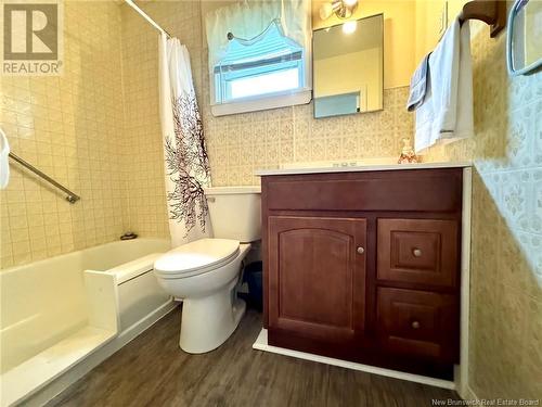 113 Beech Street, Miramichi, NB - Indoor Photo Showing Bathroom