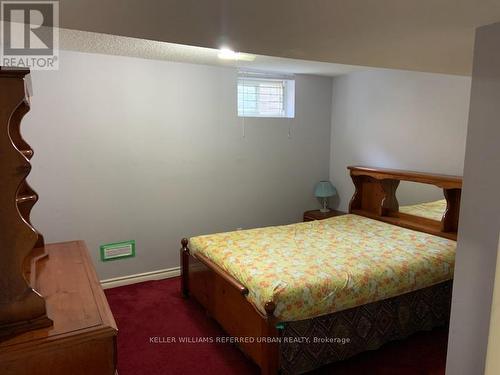 Bsmt - 20 Lady Lynn Crescent, Richmond Hill, ON - Indoor Photo Showing Bedroom