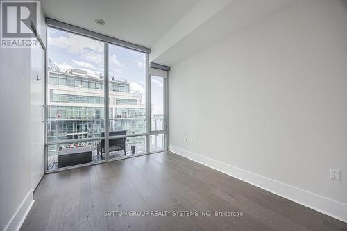 1008 - 29 Queens Quay E, Toronto, ON - Indoor