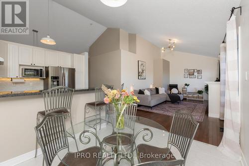 37 Summer Valley Drive, Brampton, ON - Indoor Photo Showing Kitchen