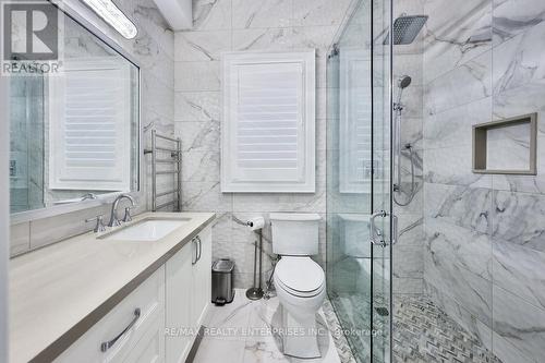 1560 Lorne Wood Road, Mississauga, ON - Indoor Photo Showing Bathroom