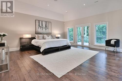 1560 Lorne Wood Road, Mississauga, ON - Indoor Photo Showing Bedroom