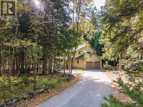 2290 Crystal Springs  Road, Nelson, BC - Outdoor