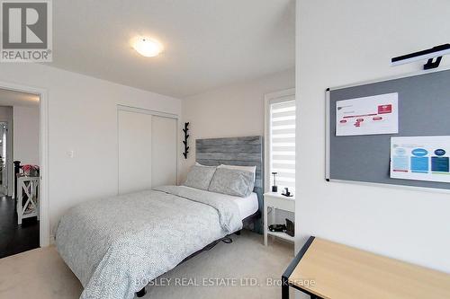 30 Autumn Drive, Wasaga Beach, ON - Indoor Photo Showing Bedroom