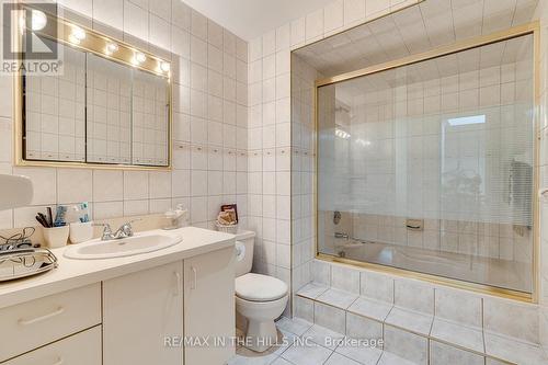 275 Triton Avenue, Vaughan, ON - Indoor Photo Showing Bathroom