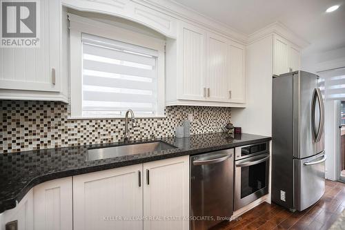 3845 Althorpe Circle, Mississauga, ON - Indoor Photo Showing Kitchen With Stainless Steel Kitchen